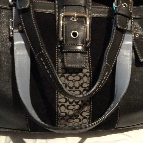 Large Coach Purse - Picture 5 of 7